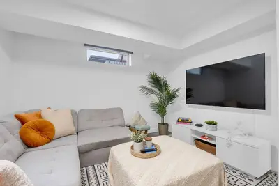 Image de Entire Luxury Guest Suite: Beautiful Oasis