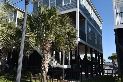 Image de Ocean Blue - Second Row Complex in Garden City Beach, Sc