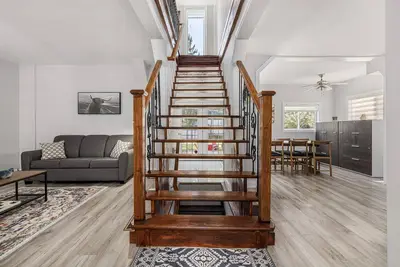 Image de Modern Home in Leeds & Thousand Islands